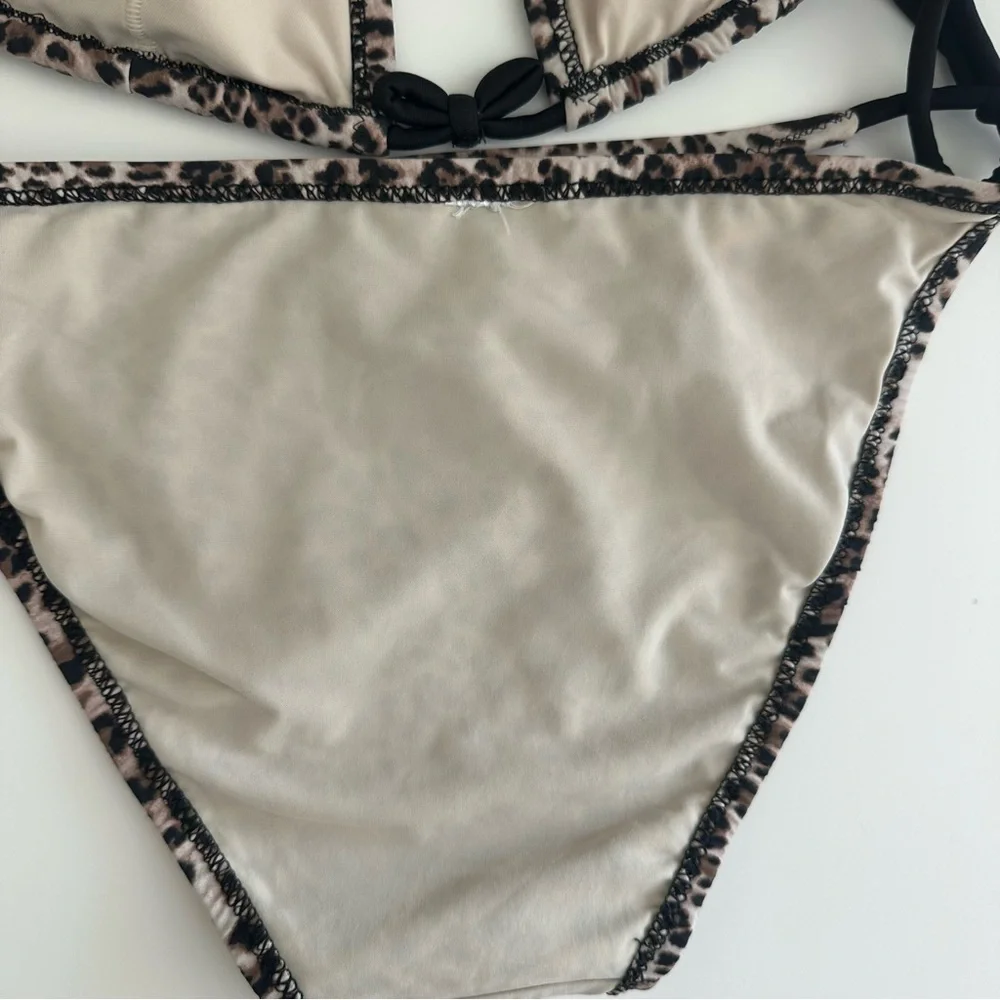 Women’s Leopard Print Black/Beige/Cream Bikini XS very good condition